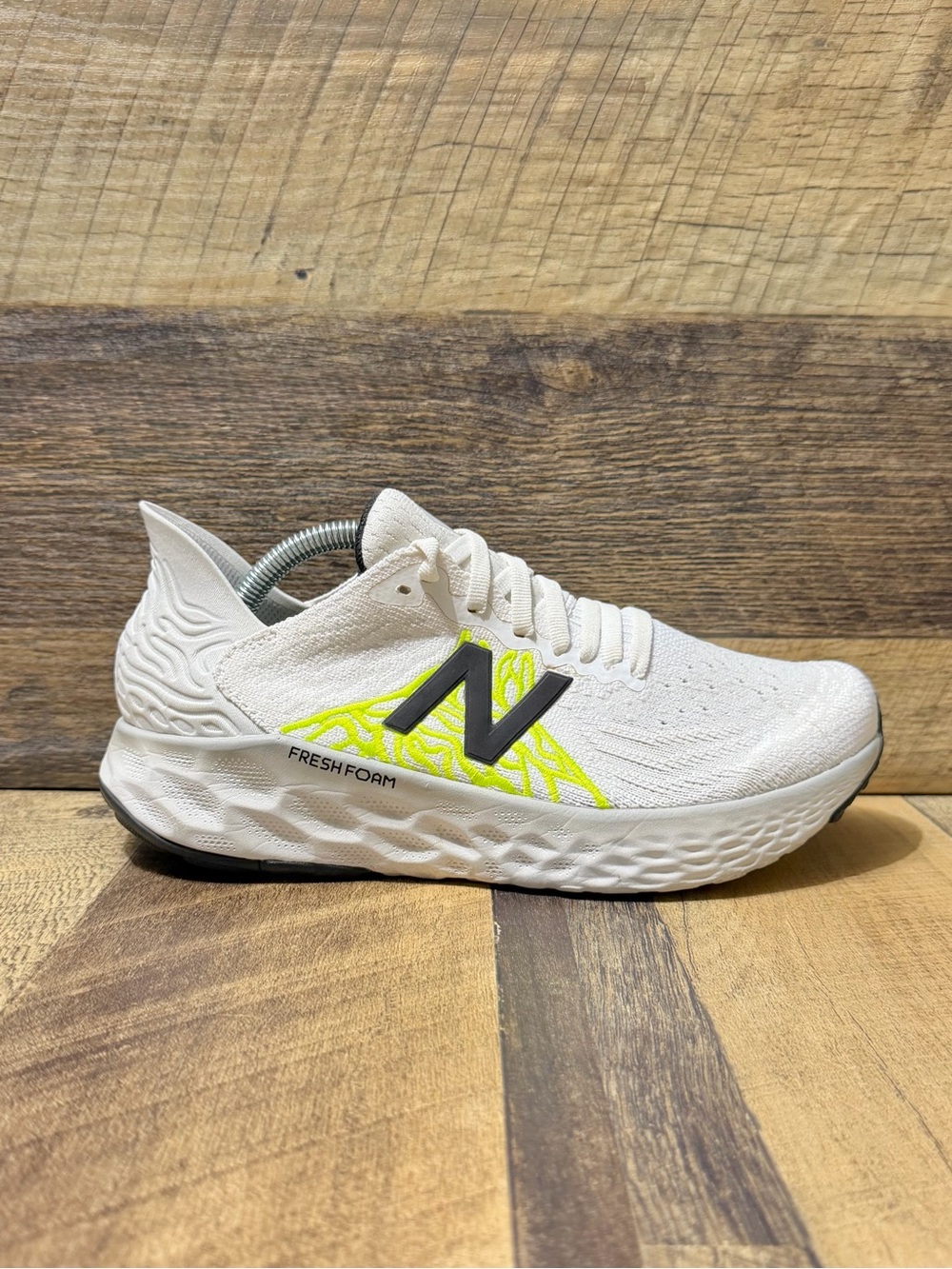 New Balance 1080v10 Women’s White Athletic Running Sneakers Size 7